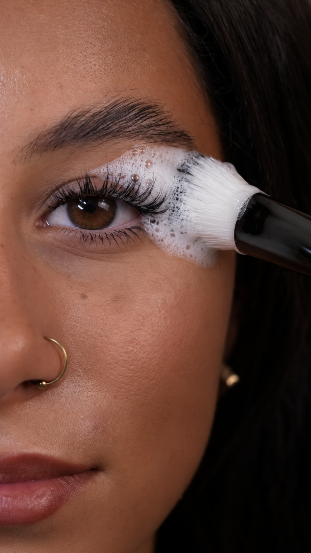 Can You Keep Your Lashes Clean While Wearing DIY Lashes?